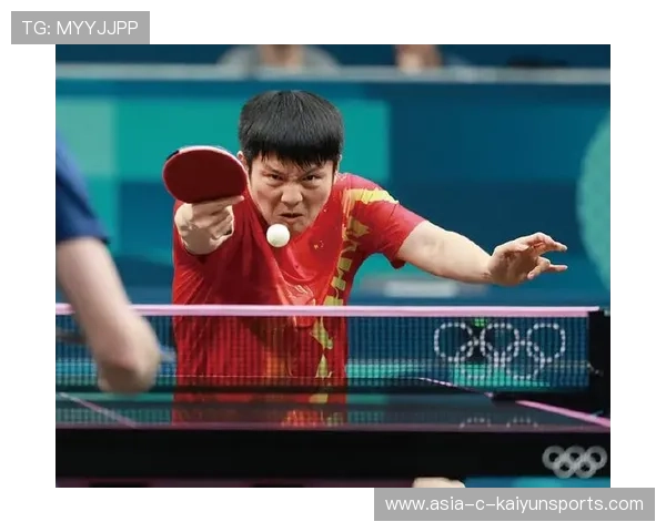 樊振东状态复苏，尹航称其反手球令人惊叹，樊振东的技术特点就是反手技术正手化!