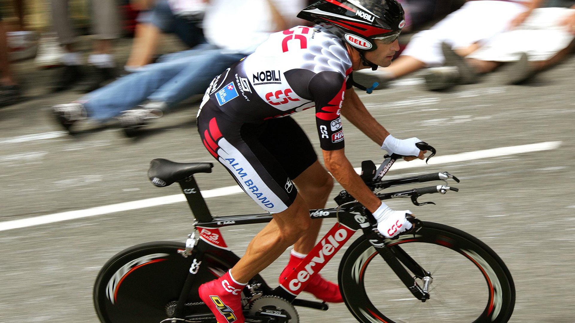 《英雄联盟》年度最强一战,冠军花落谁家?,英雄联盟最强第一人